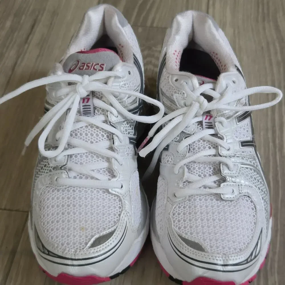 Asics Gel-Kayano 17 Running Women’s US 8.5 White Pink T150N Sneakers